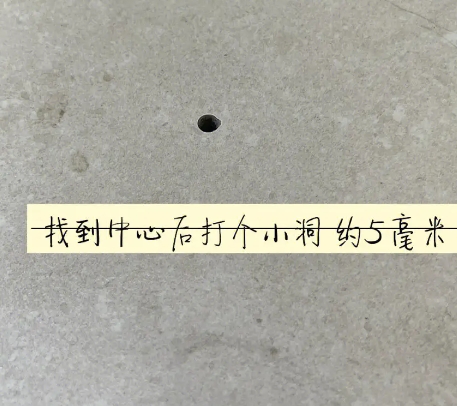 覃塘瓷砖空鼓维修公司专业解答在瓷砖铺贴过程中，如果砂料搅拌不均匀，将会带来以下问题